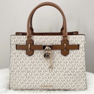 MICHAEL KORS Hamilton Medium Vanilla Monogram Signature Crossbody NS Tote $558